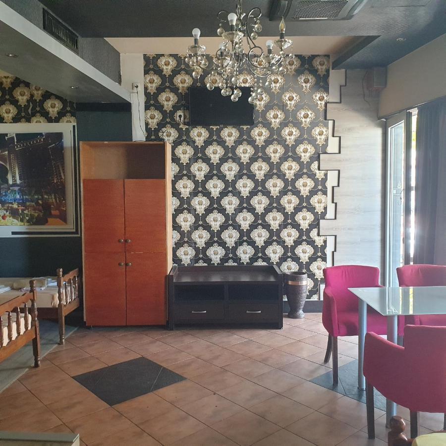 Apartments Prag Улцин Екстериор снимка
