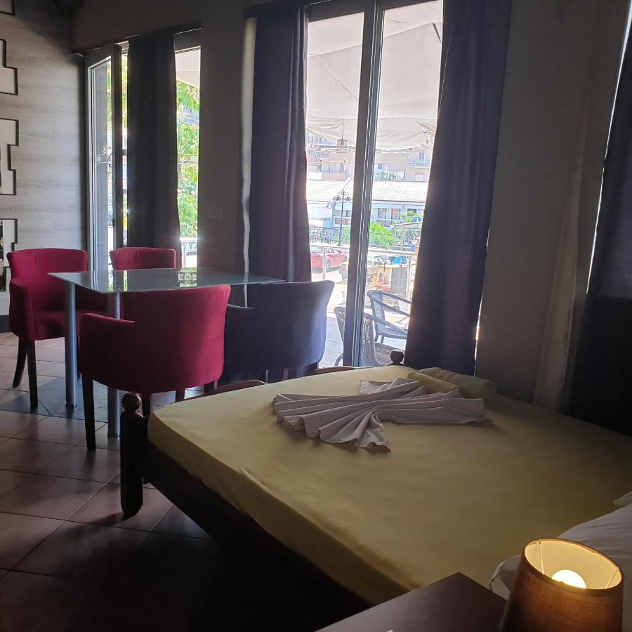 Apartments Prag Улцин Екстериор снимка