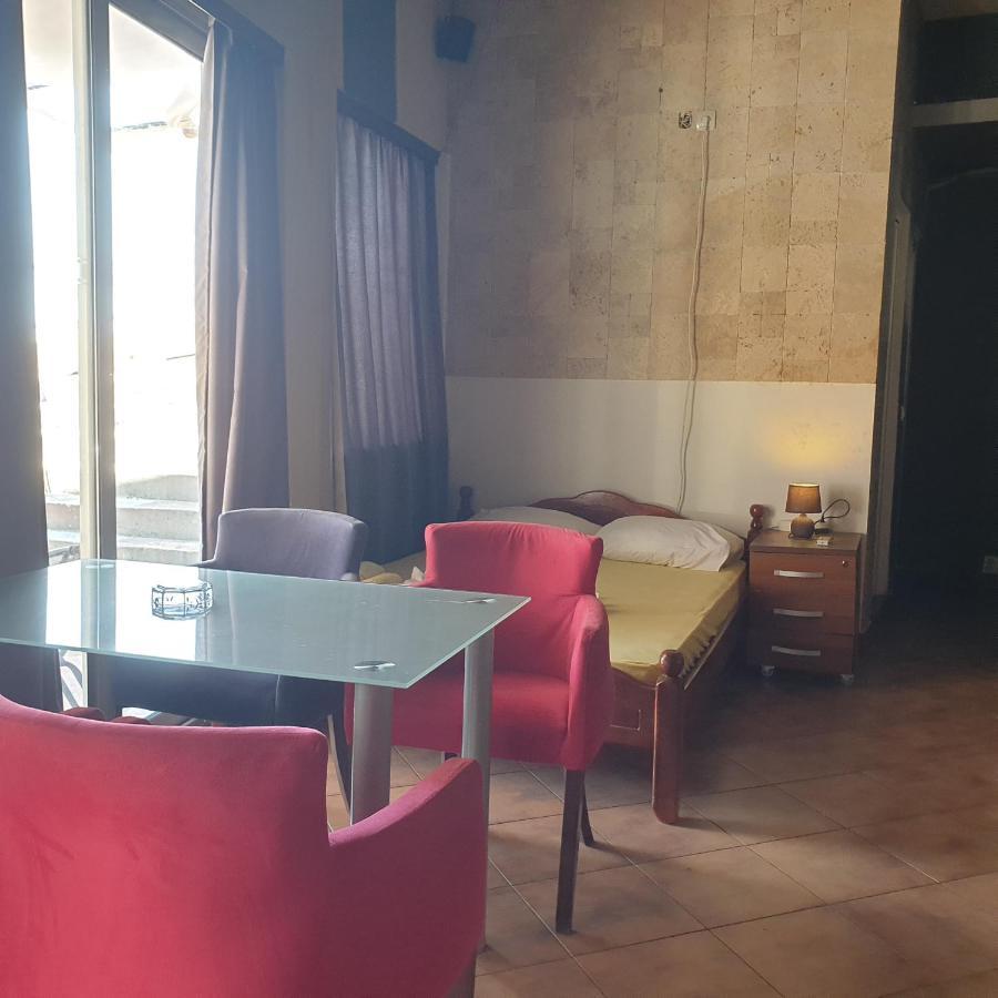 Apartments Prag Улцин Екстериор снимка