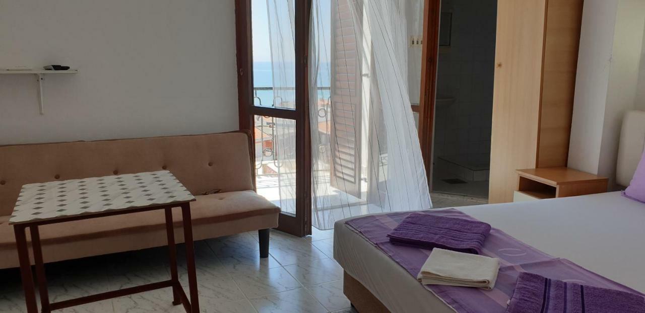Apartments Prag Улцин Екстериор снимка