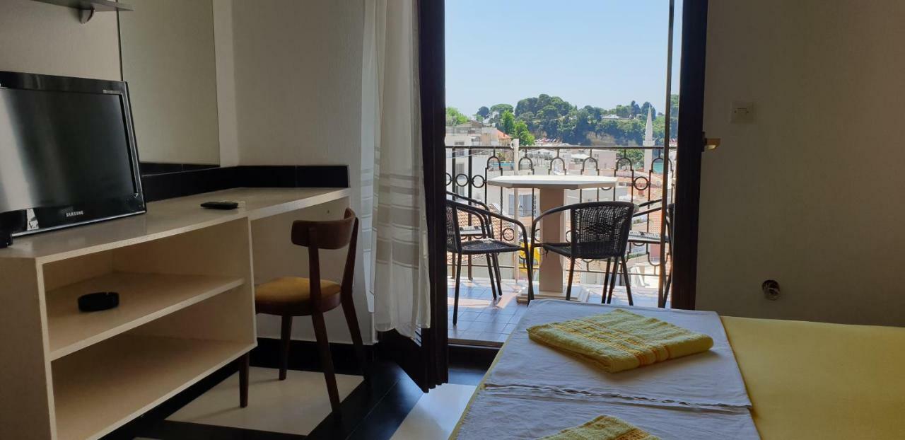 Apartments Prag Улцин Екстериор снимка