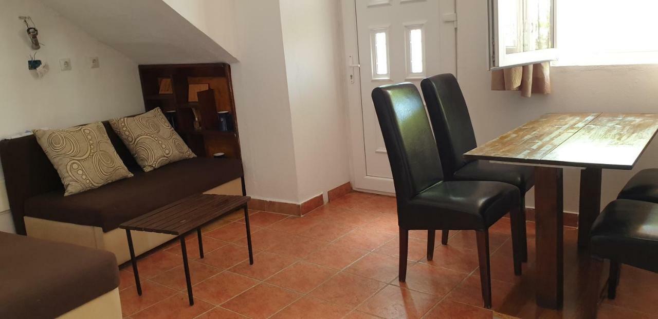Apartments Prag Улцин Екстериор снимка